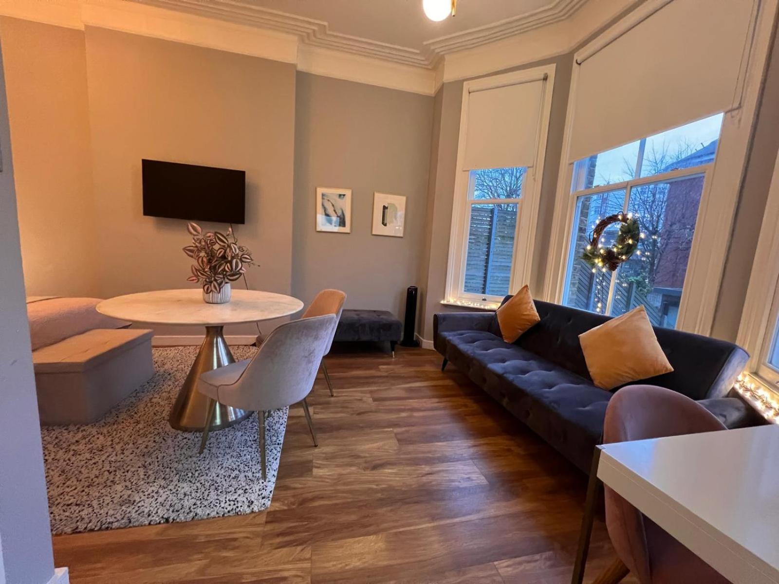 Stylish Studio For 3 Near Regents Park N4 London Bagian luar foto